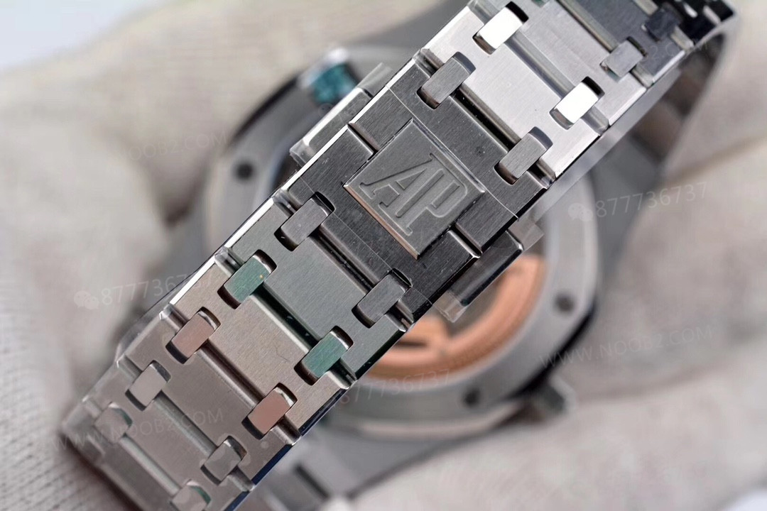 XF Factory Audemars Piguet 15202ip füme mavi kadran saat incelemesi — 8. fotoğraf