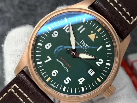 XF Factory Replika IWC Pilot Bronze Saat, Asia ETA 2824-2 Mekanizma ve Kahverengi Deri Kayış — 5. fotoğraf
