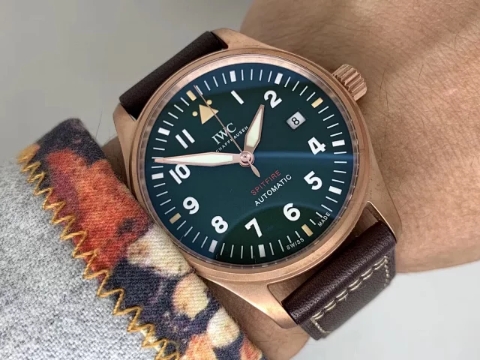 XF Factory Replika IWC Pilot Bronze Saat, Asia ETA 2824-2 Mekanizma ve Kahverengi Deri Kayış — 14. fotoğraf
