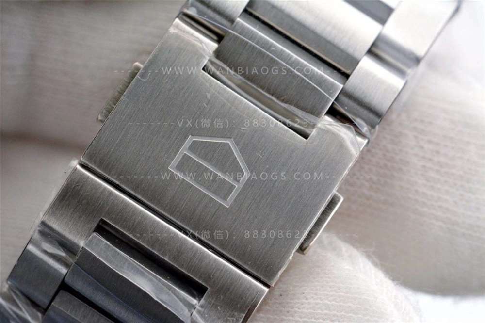 XF Factory TAG Heuer Carrera serisi - Yeni mavi kadranlı saat işçilik incelemesi — 6. fotoğraf