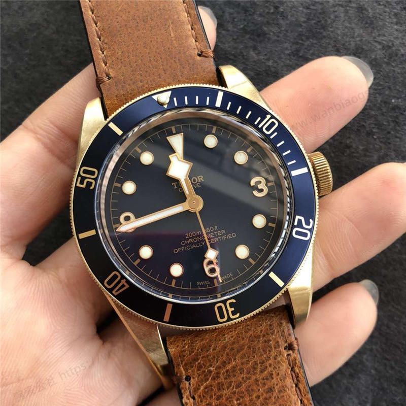 XF Factory Tudor mavi bronz çiçek saat incelemesi — 4. fotoğraf