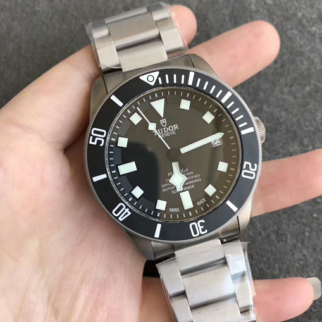 XF Factory Replika Tudor Pelagos Titanyum