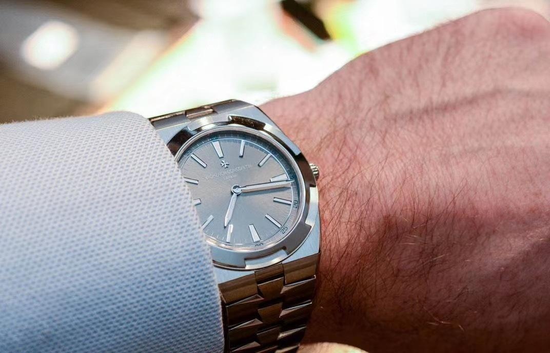 XF Factory Vacheron Constantin Overseas Ultra İnce 2000V Kol Saati — 13. fotoğraf