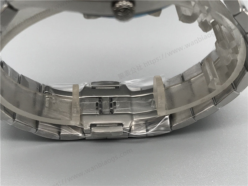 XF Factory Vacheron Constantin Overseas Ultra İnce 2000v Siyah Kadran Kol Saati İncelemesi — 8. fotoğraf
