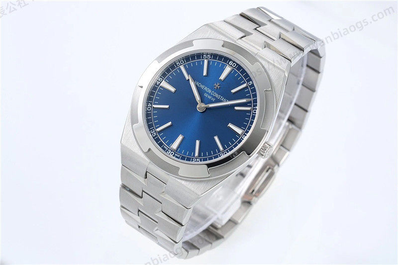 XF Factory Vacheron Constantin Overseas Ultra İnce Mavi Kadran İncelemesi — 2. fotoğraf