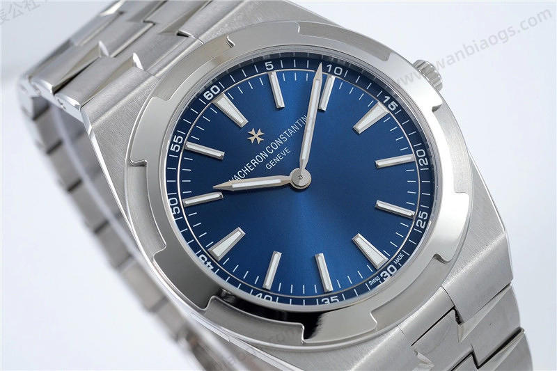 XF Factory Vacheron Constantin Overseas Ultra İnce Mavi Kadran İncelemesi — 3. fotoğraf