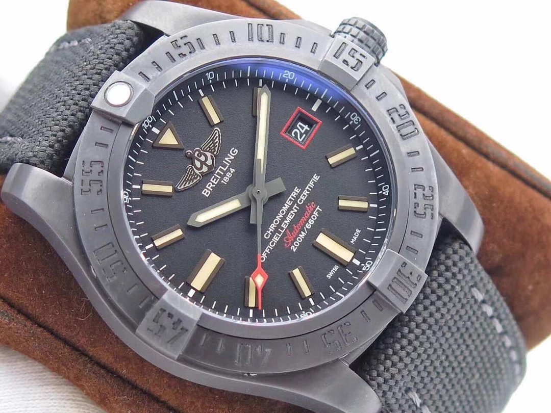 Replika Breitling Avenger BlackBird Siyah Kadran