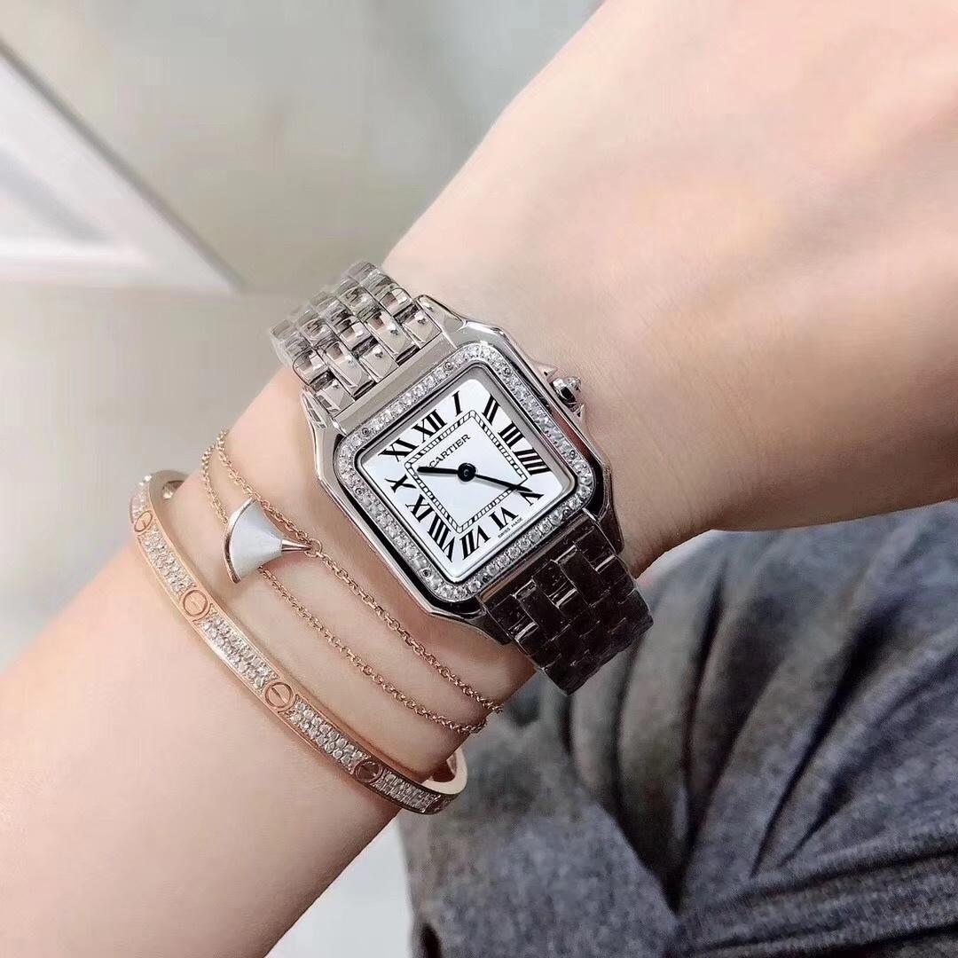 Yeni renk seçeneği: GF Factory Cartier Panthère replika kadın saatinin işçiliği nasıl? Orijinalle karşılaştırınca DJ Factory'e göre nerede daha iyi? — 19. fotoğraf