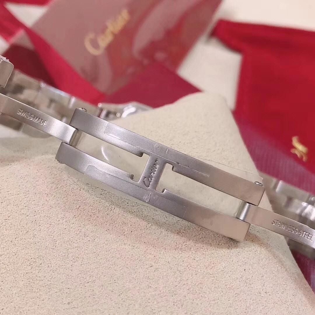 Yeni renk seçeneği: GF Factory Cartier Panthère replika kadın saatinin işçiliği nasıl? Orijinalle karşılaştırınca DJ Factory'e göre nerede daha iyi? — 32. fotoğraf