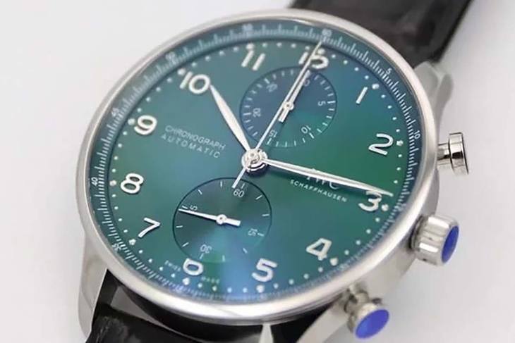 YL Factory IWC Portugieser Kronograf IW371615 Yeşil Kadran İncelemesi — 4. fotoğraf