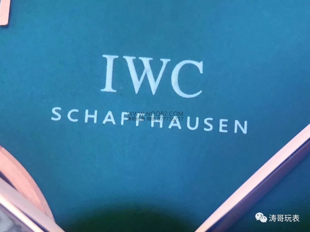 YL Factory IWC Portugieser Serisi Tourbillon Yeşil Kadranlı Replika Saat IW546302 İncelemesi — 3. fotoğraf