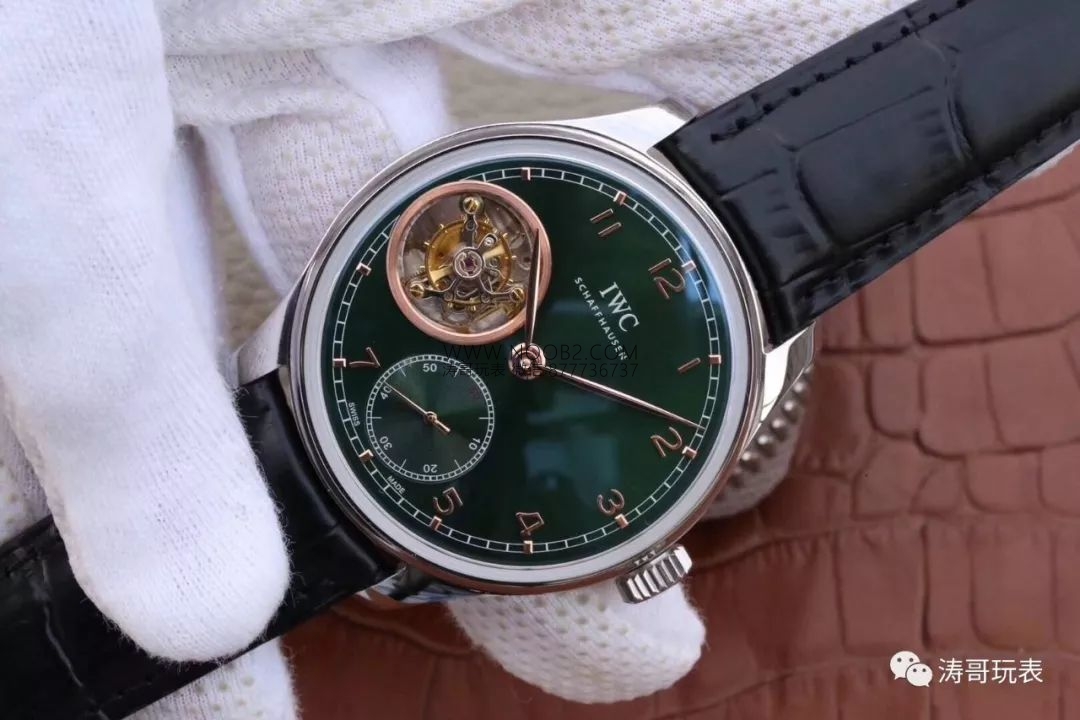 YL Factory IWC Portugieser Serisi Tourbillon Yeşil Kadranlı Replika Saat IW546302 İncelemesi — 4. fotoğraf