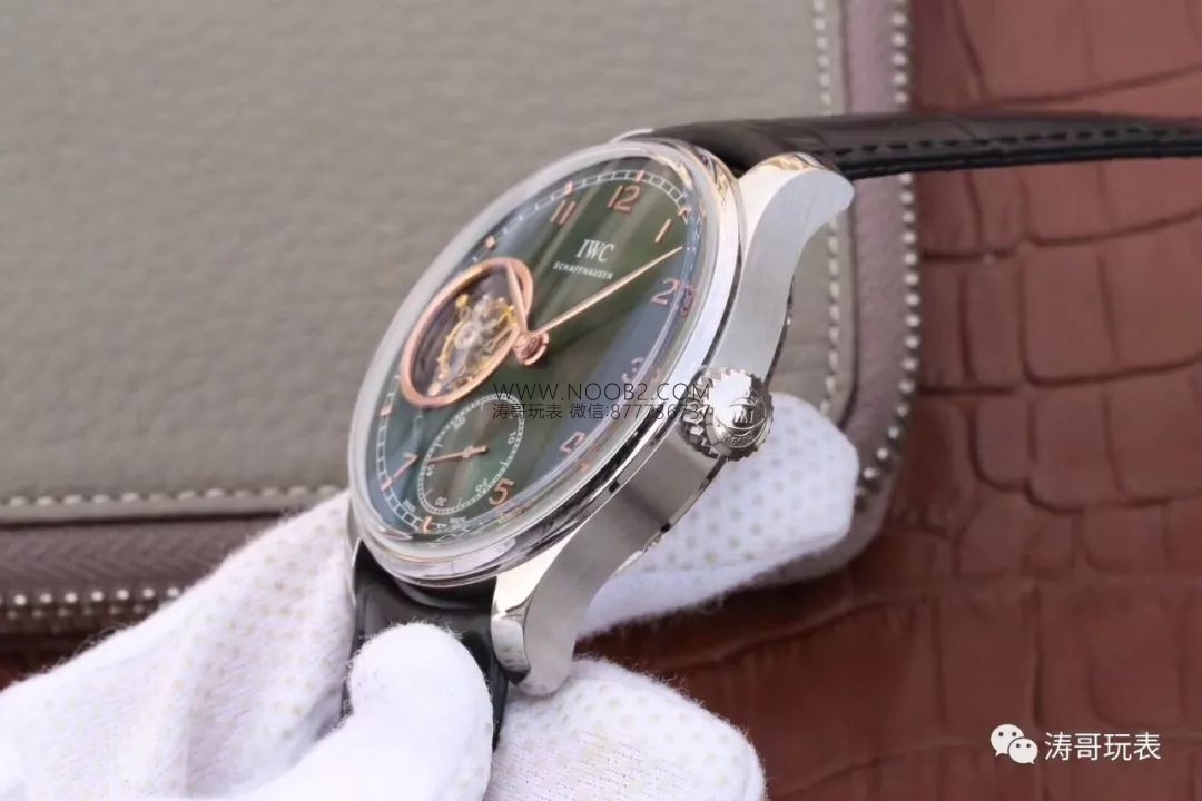 YL Factory IWC Portugieser Serisi Tourbillon Yeşil Kadranlı Replika Saat IW546302 İncelemesi — 9. fotoğraf