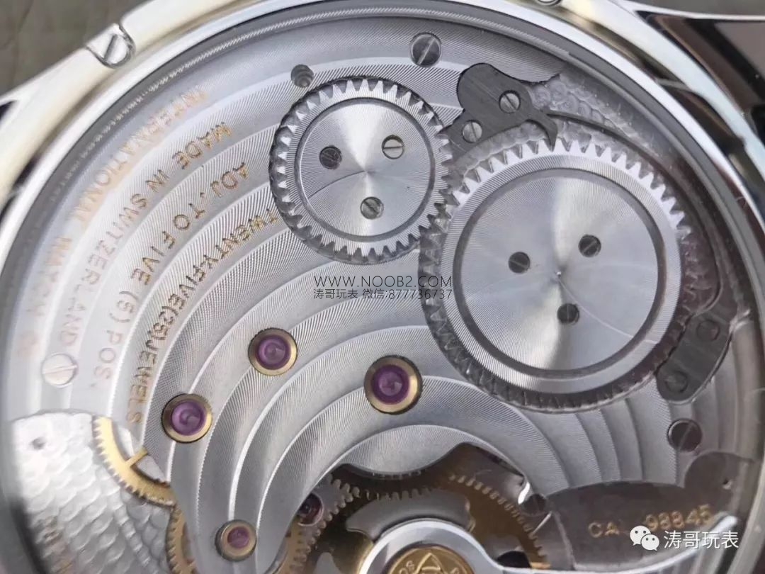 YL Factory IWC Portugieser Serisi Tourbillon Yeşil Kadranlı Replika Saat IW546302 İncelemesi — 13. fotoğraf