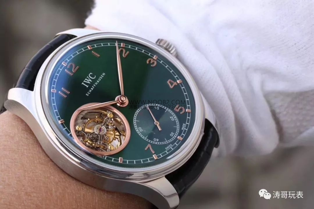 YL Factory IWC Portugieser Serisi Tourbillon Yeşil Kadranlı Replika Saat IW546302 İncelemesi — 17. fotoğraf
