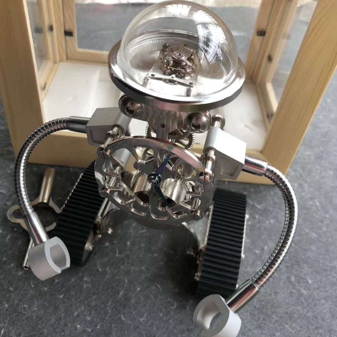 Replika MB&F Happy Robot