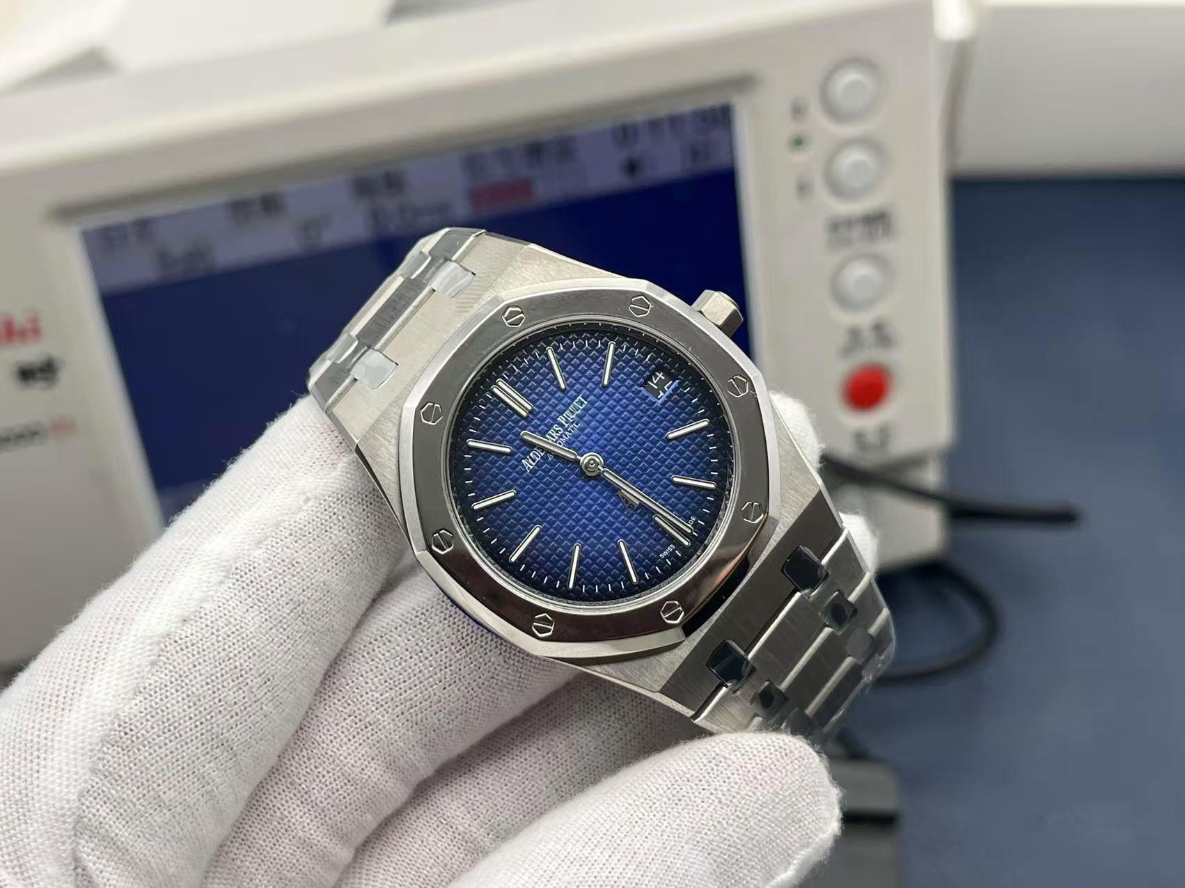 ZF 2025'in zirve eseri | AP15202IP titanyum versiyonu inceliğe dair tüm hayallerinizi altüst ediyor — 3. fotoğraf