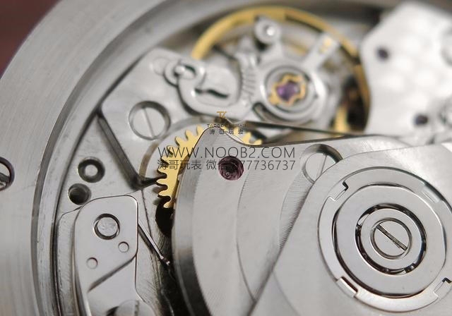 ZF fabrikası IWC Portugieser Chronograph V2 IW371446 mavi akrep ve yelkovan: işçilik gerçekten nasıl? — 11. fotoğraf