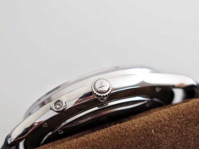 Replika Jaeger LeCoultre Ay Fazı Kurma Kolu