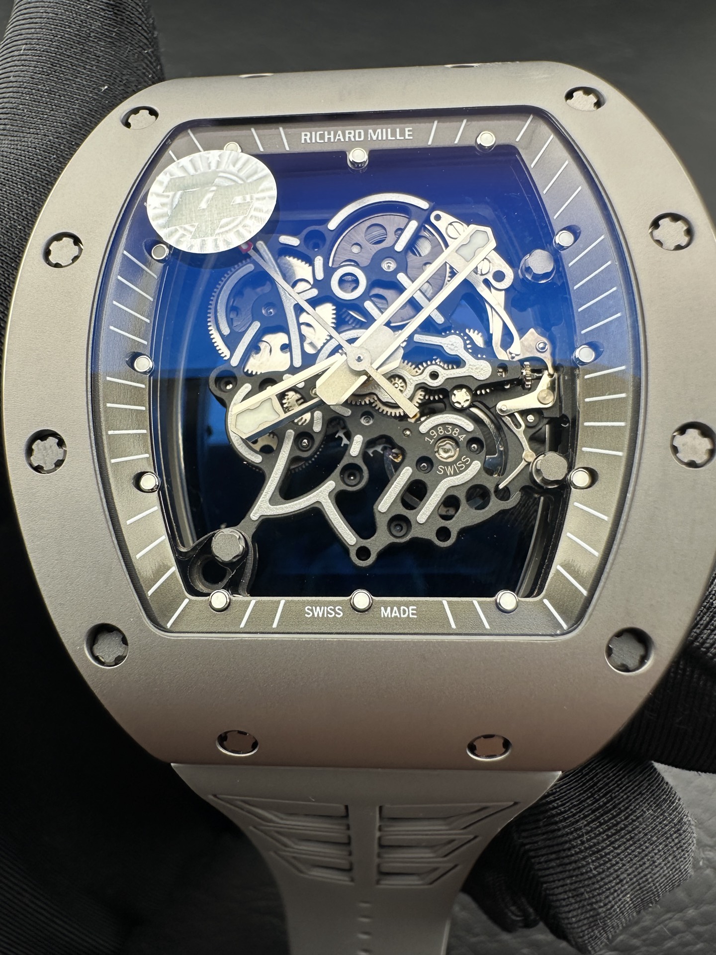ZF Factory 2025 öne çıkan model! Piyasanın en üst donanımlı Richard Mille RM-055 "Full Gray" Bubba Watson özel serisi (titanyum karbür) satışa sunuldu — 34. fotoğraf