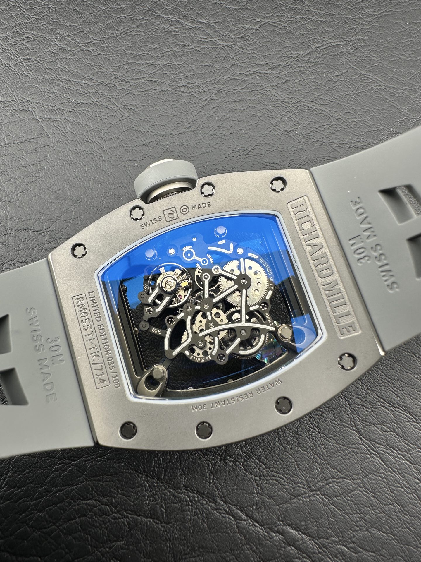 ZF Factory 2025 öne çıkan model! Piyasanın en üst donanımlı Richard Mille RM-055 "Full Gray" Bubba Watson özel serisi (titanyum karbür) satışa sunuldu — 36. fotoğraf