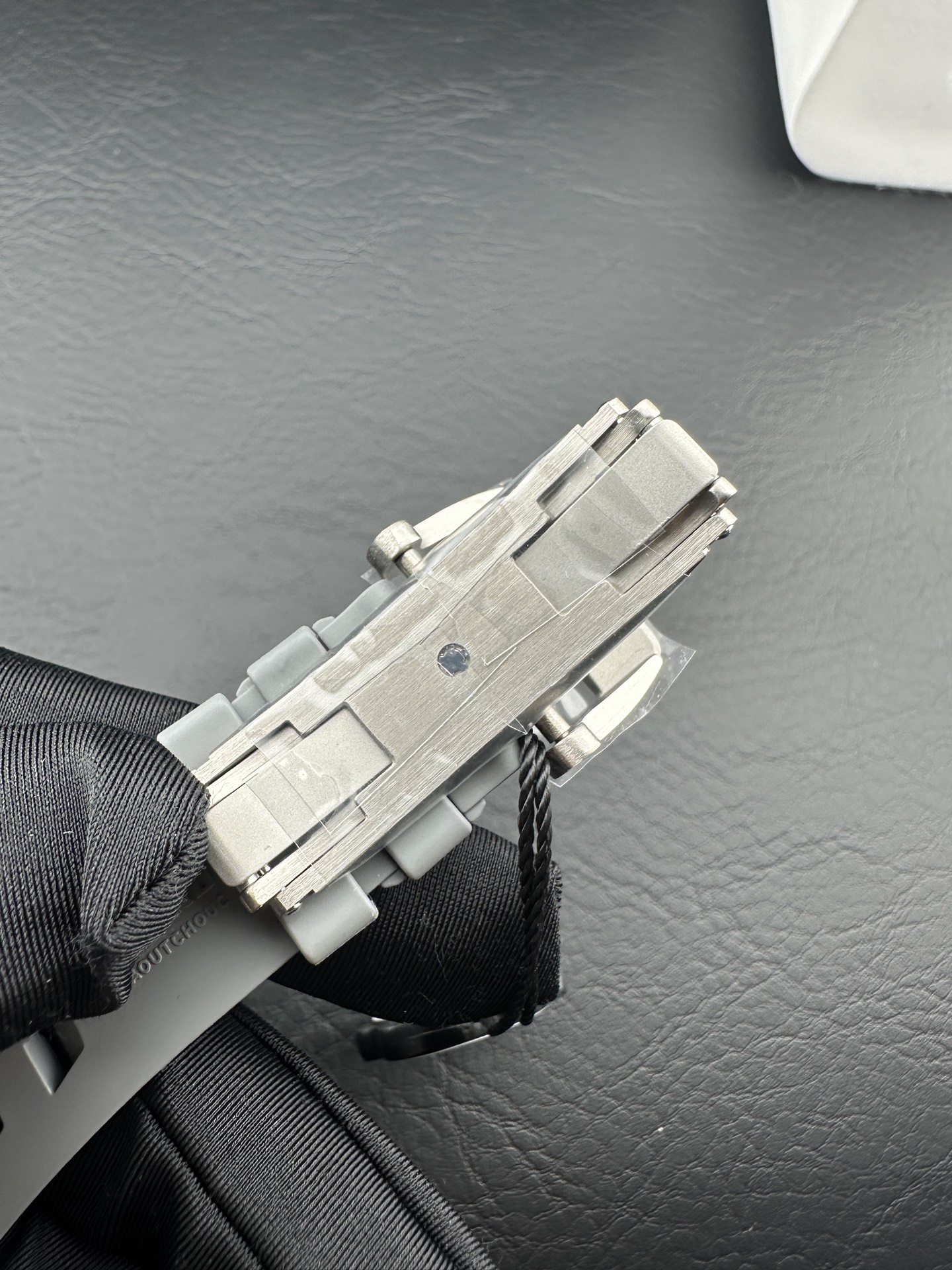 ZF Factory 2025 öne çıkan model! Piyasanın en üst donanımlı Richard Mille RM-055 "Full Gray" Bubba Watson özel serisi (titanyum karbür) satışa sunuldu — 38. fotoğraf