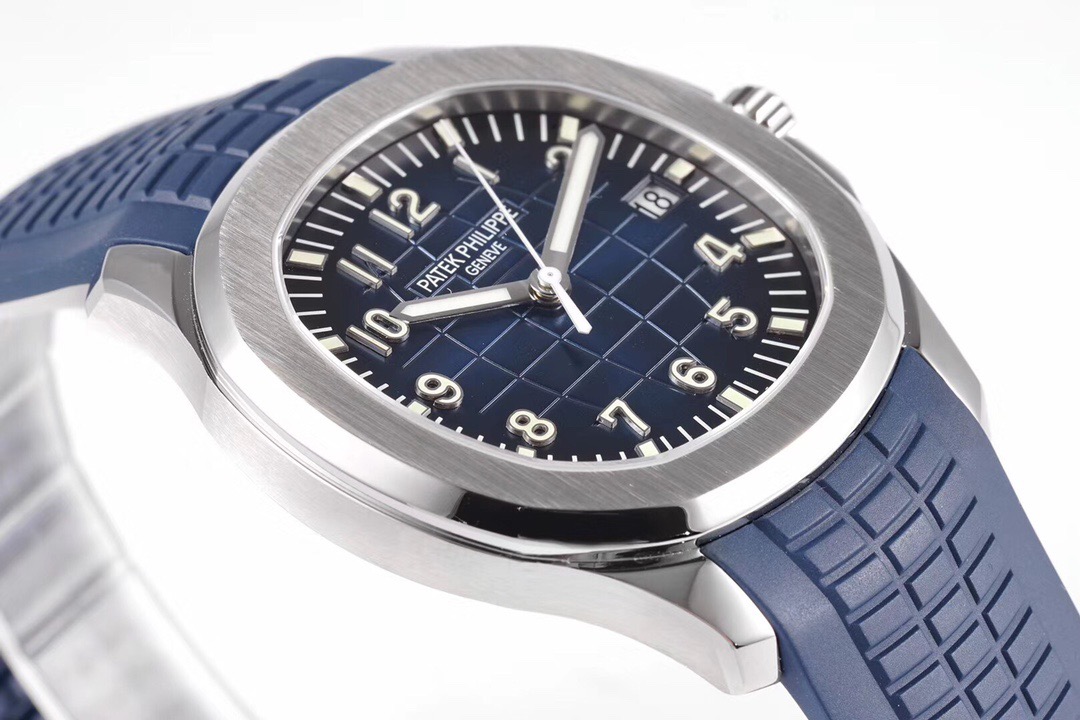 ZF Factory 2026 Şiddetle Tavsiye | Piyasanın Zirvesindeki Model: Patek Philippe Aquanaut V3 (ZF El Bombası) — 7. fotoğraf