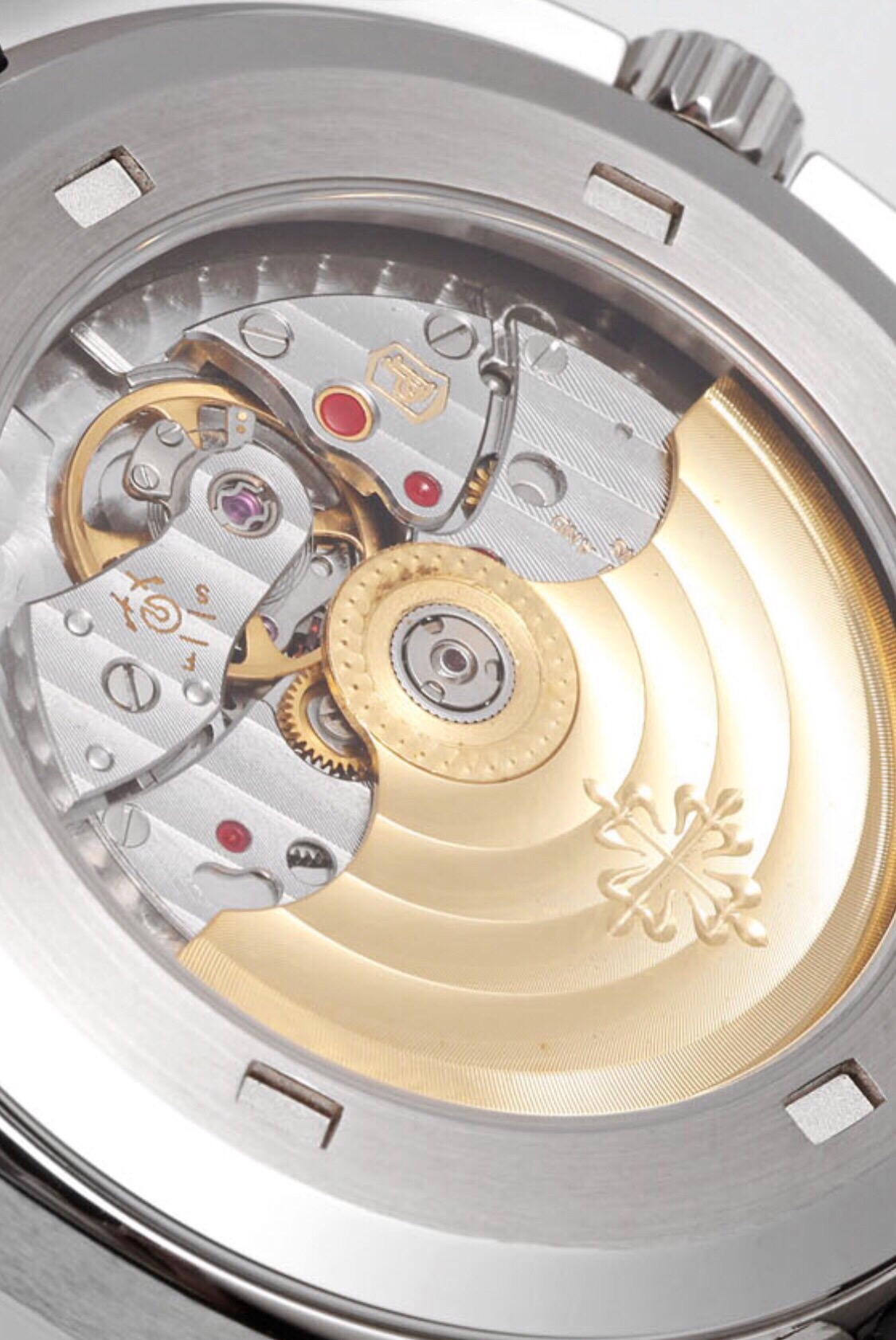 ZF Factory 2026 Şiddetle Tavsiye | Piyasanın Zirvesindeki Model: Patek Philippe Aquanaut V3 (ZF El Bombası) — 10. fotoğraf