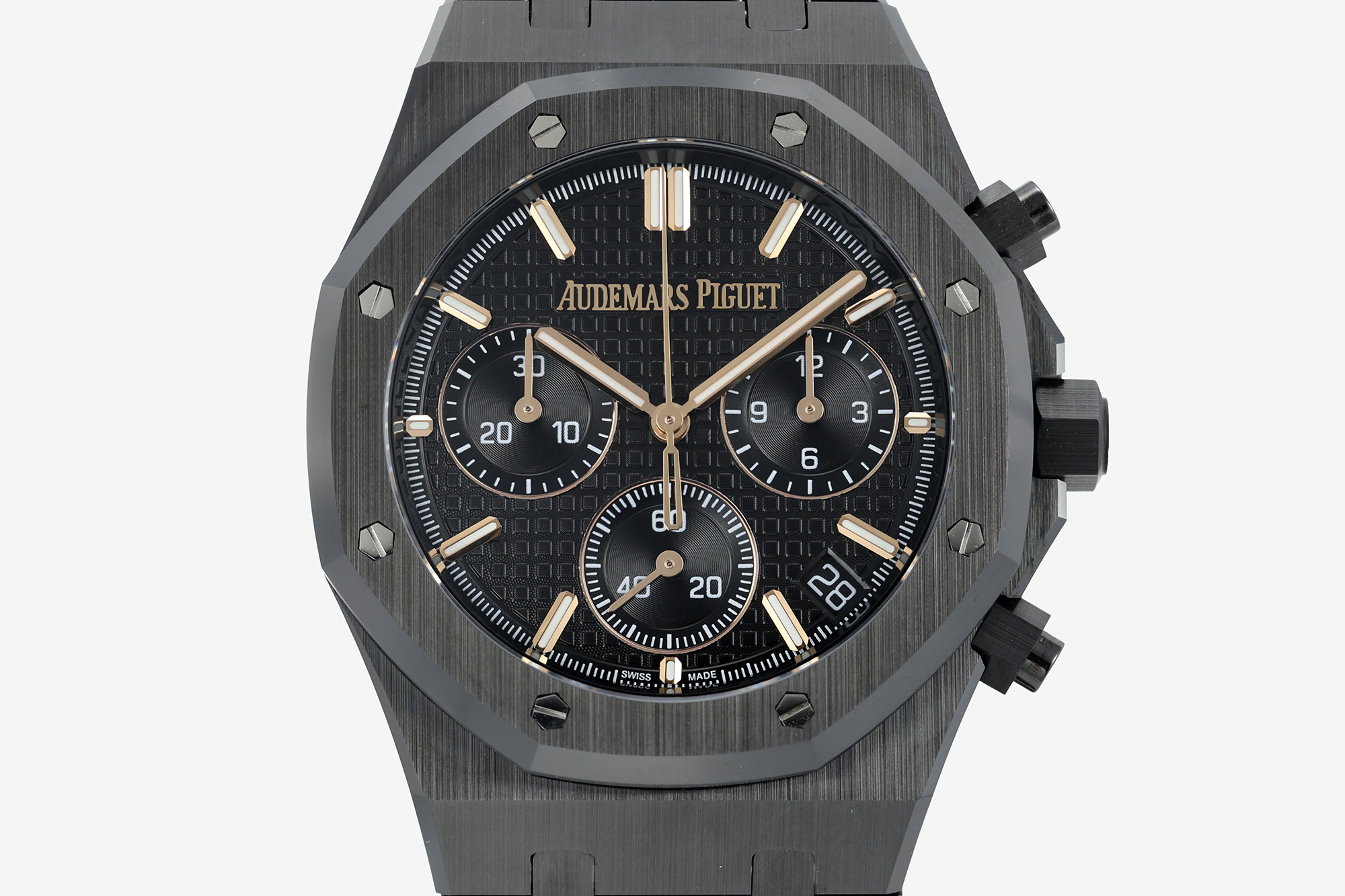 ZF Factory 2026'nın iddialı modeli | Audemars Piguet Royal Oak 26240CE tam siyah seramik Darth Vader — 4. fotoğraf