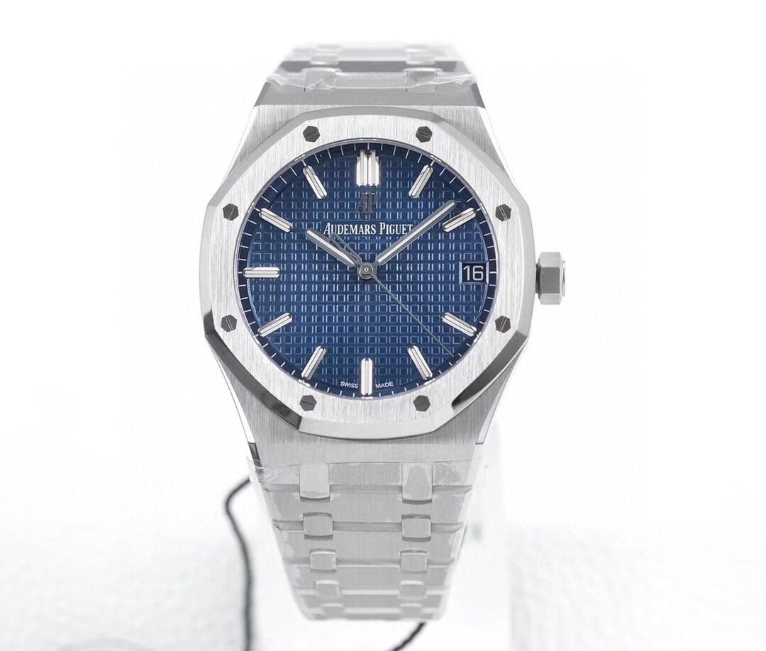 ZF Factory Audemars Piguet 15500 bir bakışta sahte belli eder mi? — 2. fotoğraf