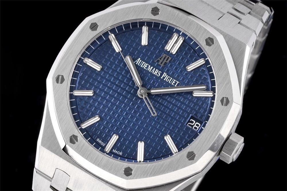ZF Factory Audemars Piguet 15500 V2 sürümünde hangi renk seçilmeli? Mavi kadran mı, siyah kadran mı? — 5. fotoğraf