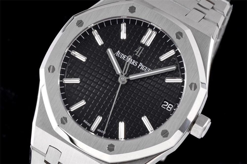 ZF Factory Audemars Piguet 15500 V2 sürümünde hangi renk seçilmeli? Mavi kadran mı, siyah kadran mı? — 6. fotoğraf