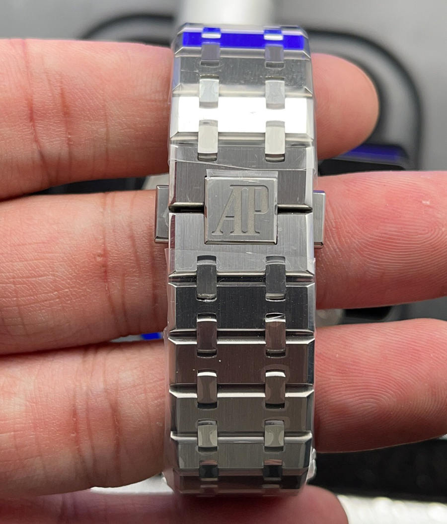 ZF Factory Audemars Piguet Royal Oak 15500 V2 versiyonu "çelik" kralın tacını koruyarak yayında — 21. fotoğraf