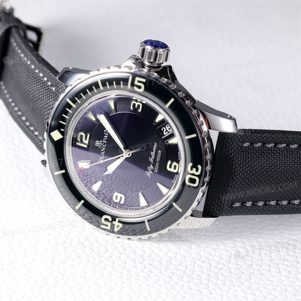 ZF Factory Blancpain Fifty Fathoms 5015 En Üst Sürüm Replika Saat — 3. fotoğraf