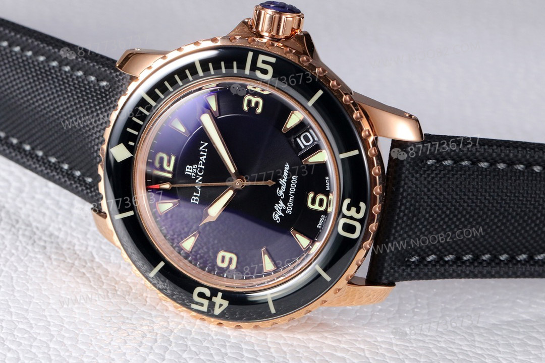 ZF Factory Blancpain Fifty Fathoms 5015 rose gold replika saatin rengi solar mı? — 3. fotoğraf