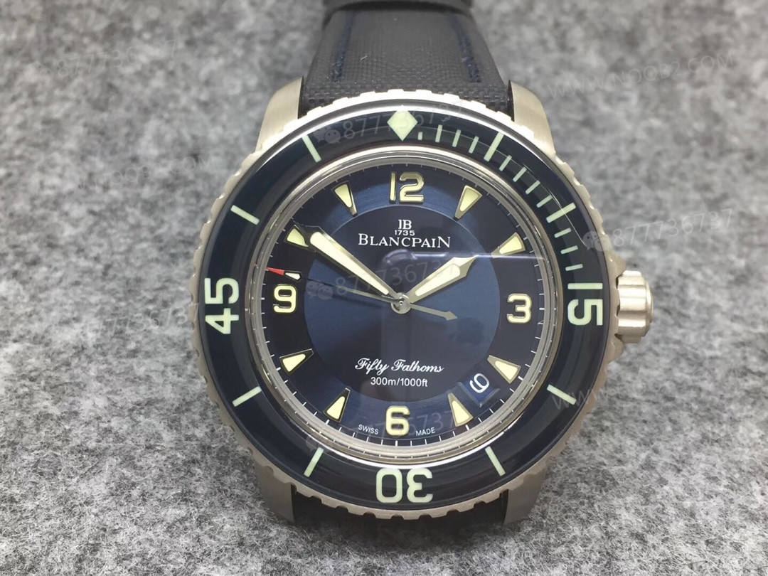ZF Factory Blancpain Fifty Fathoms mavi kadranlı titanyum kasa replikası nasıl? — 2. fotoğraf