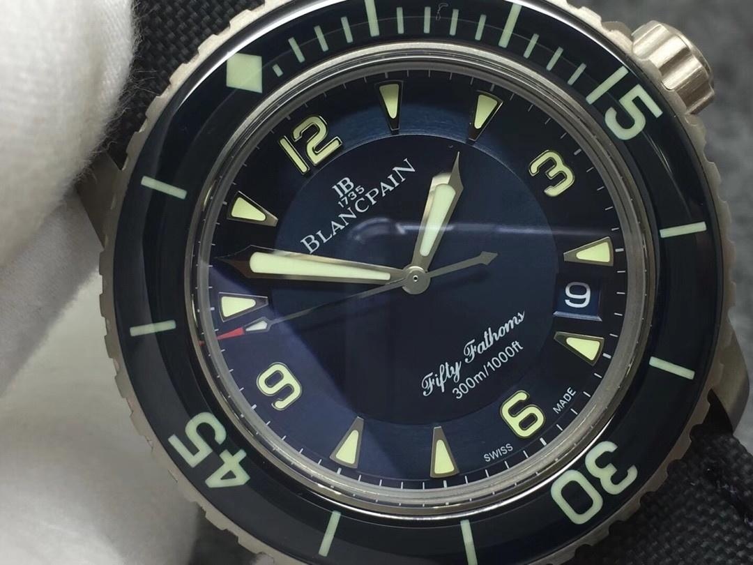 ZF Factory Blancpain Fifty Fathoms mavi kadranlı titanyum kasa replikası nasıl? — 5. fotoğraf