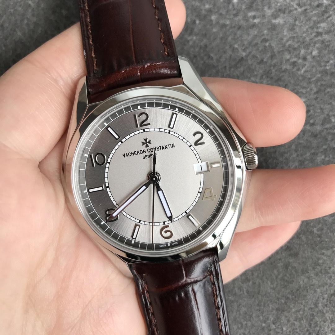 ZF Factory Fiftysix serisi 4500E Vacheron Constantin üç ibreli saatin işçiliği nasıl? — 2. fotoğraf