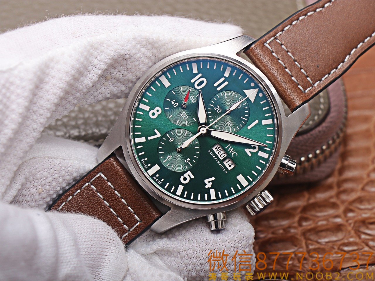 ZF Factory IWC Pilot kronograf IWC377726 serisi yeşil kadranlı replika saatin işçiliği nasıl? — 3. fotoğraf