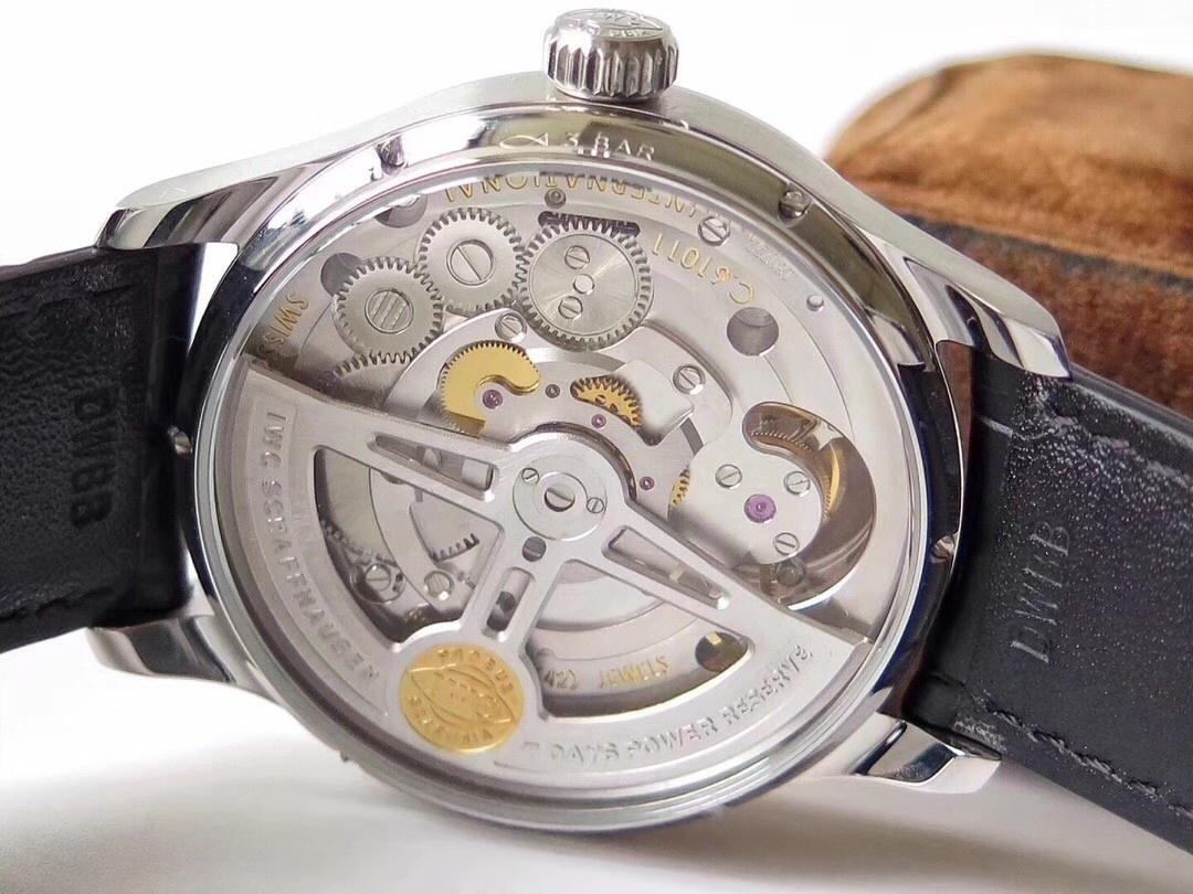 ZF Factory IWC Portugieser 12 Pozisyon Tourbillon Flyback Takvim Gerçek Güç Rezervi Göstergesi 44 mm Replika Saat İncelemesi — 30. fotoğraf
