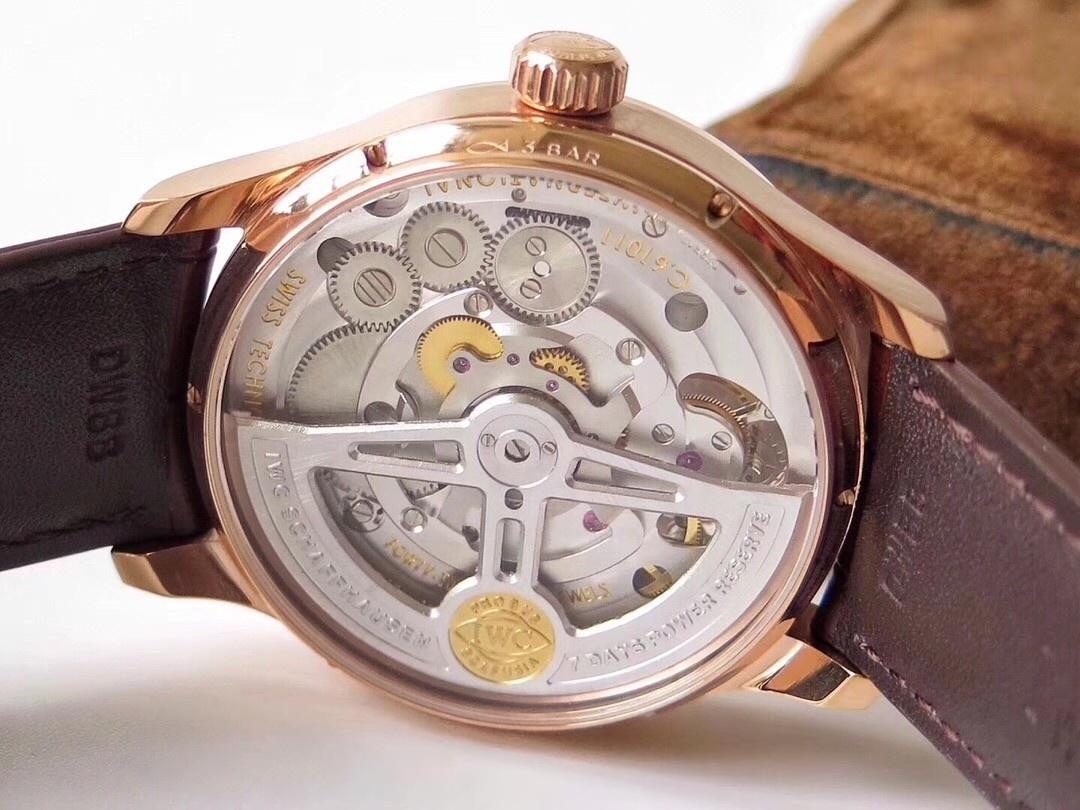 ZF Factory IWC Portugieser 12 Pozisyon Tourbillon Flyback Takvim Gerçek Güç Rezervi Göstergesi 44 mm Replika Saat İncelemesi — 31. fotoğraf