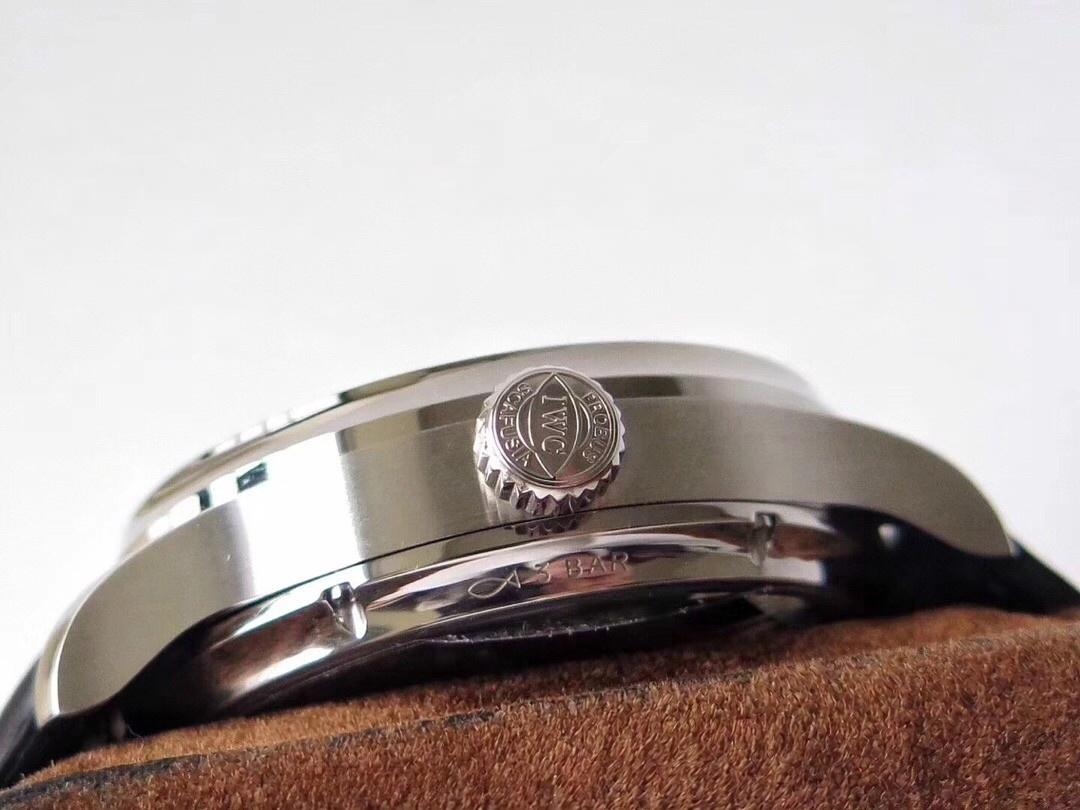 ZF Factory IWC Portugieser 12 Pozisyon Tourbillon Flyback Takvim Gerçek Güç Rezervi Göstergesi 44 mm Replika Saat İncelemesi — 34. fotoğraf