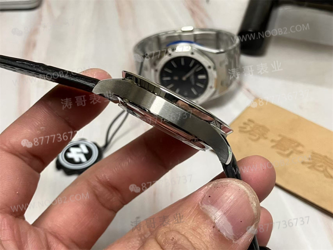 ZF Factory IWC Portugieser Kronograf V2 Ultimate versiyonu orijinalinden ne kadar geride? — 5. fotoğraf