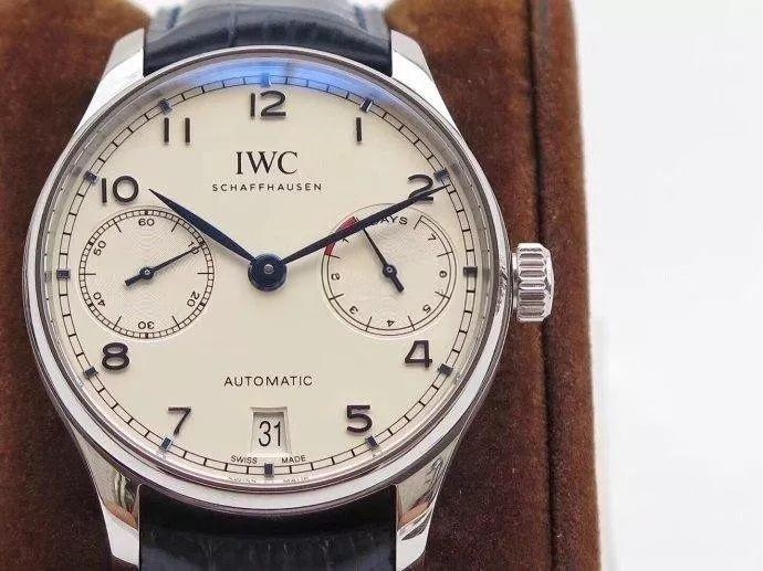 ZF Factory IWC Portugieser Seri 7 mavi akrep-yelkovanlı replika saati hangi seviyede? Orijinaliyle karıştırılabilir mi? — 9. fotoğraf