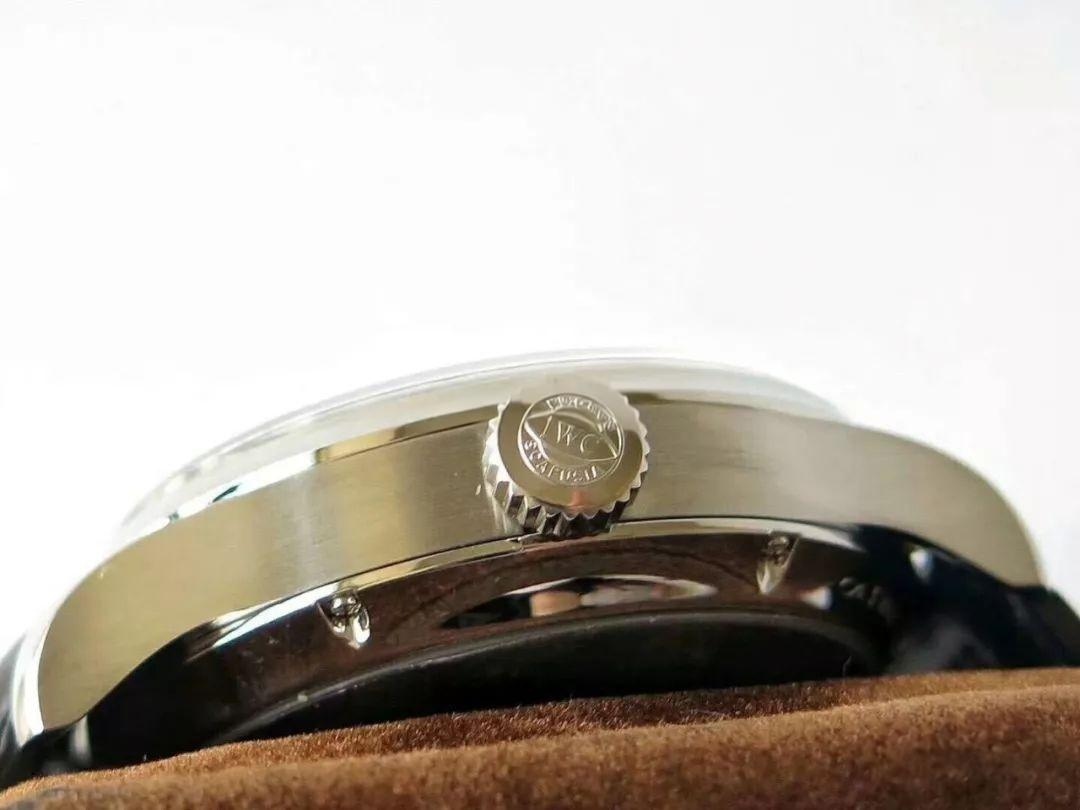 ZF Factory IWC Portugieser Yıllık Takvim Kol Saati İnceleme ve Değerlendirmesi — 6. fotoğraf