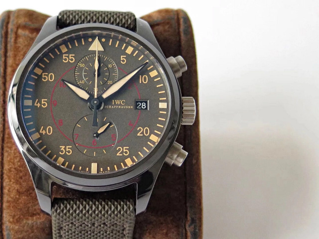 ZF Factory Replika IWC Top Gun Miramar IW389001 ve IW389002 Seramik Saatler Yayınlandı — 12. fotoğraf