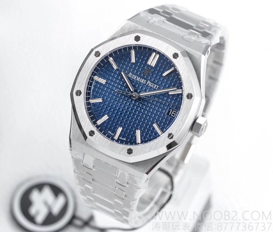ZF Factory resmi sitesi: Yeni Audemars Piguet Royal Oak 15500 replika saat nasıl? AP 15400 ile karşılaştırıldığında ne fark var? — 4. fotoğraf