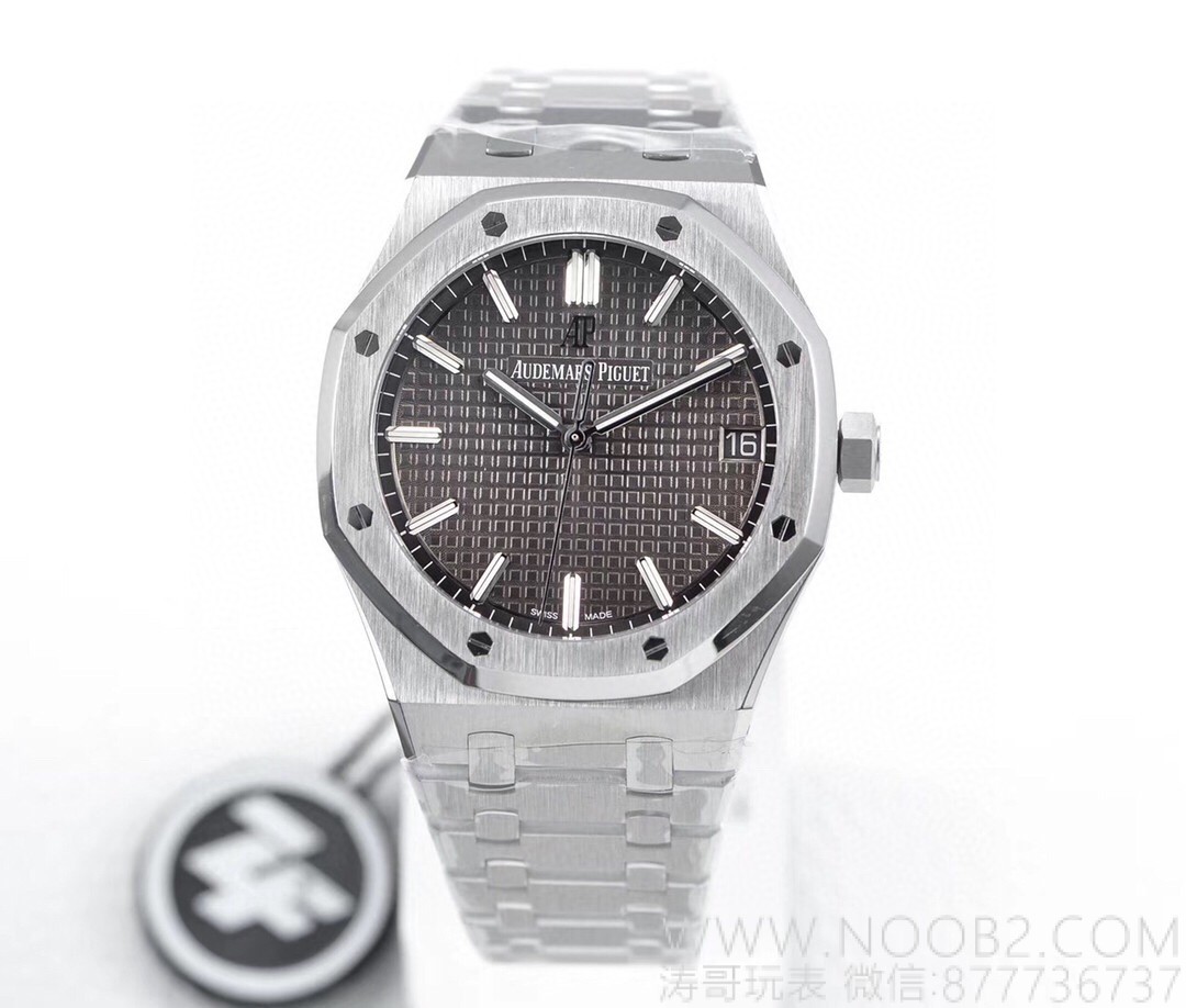 ZF Factory resmi sitesi: Yeni Audemars Piguet Royal Oak 15500 replika saat nasıl? AP 15400 ile karşılaştırıldığında ne fark var? — 11. fotoğraf