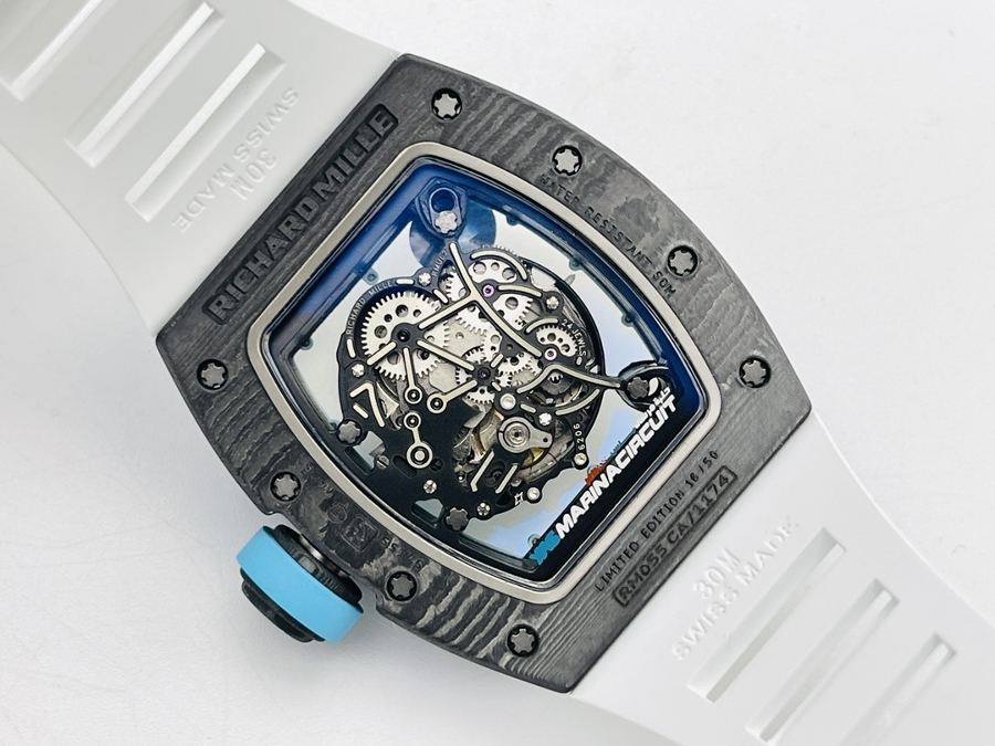 ZF Factory Richard Mille RM055 Mavi Bezel Karbon Fiber Sınırlı Seri Kol Saati İncelemesi — 6. fotoğraf