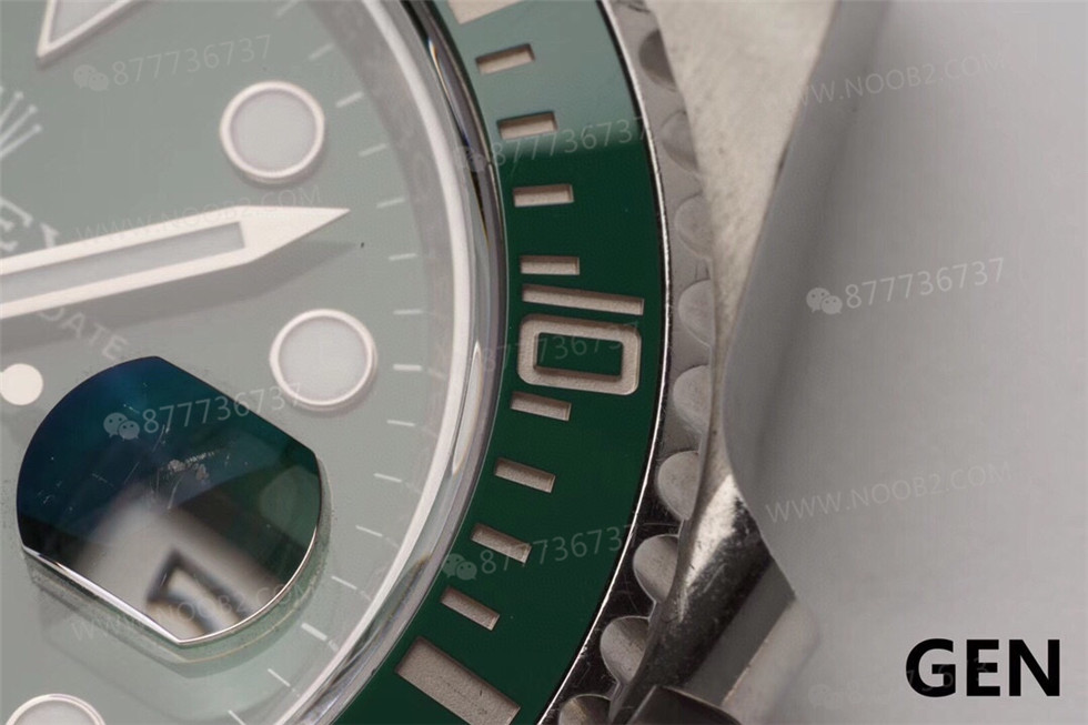 ZF Factory Rolex Yeşil Su Hayaletinin orijinal ve piyasadaki versiyonlarla karşılaştırması — 18. fotoğraf